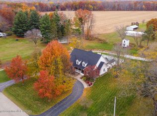 9550 Deer Trl, Haslett, MI 48840