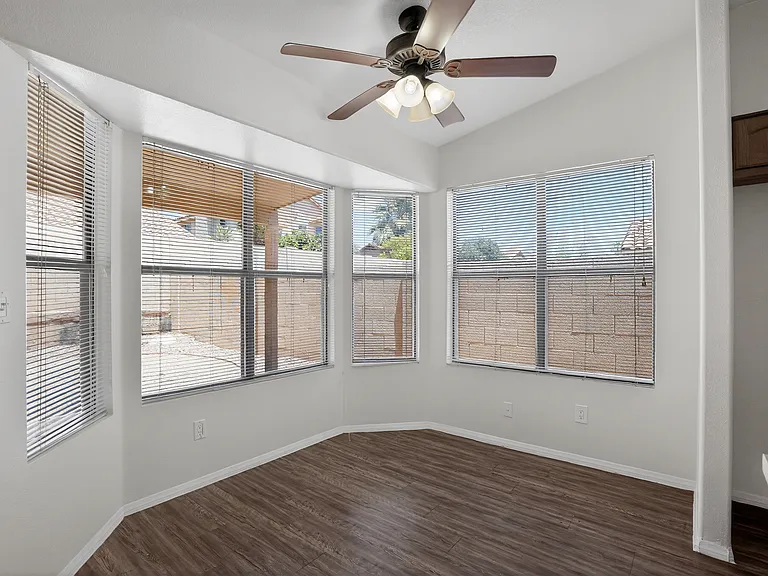 2524 E Indigo Brush Rd — Photo 7