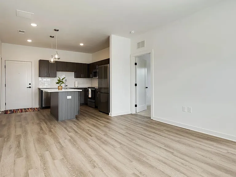 1540 Lebanon Pike #401 — Photo 5