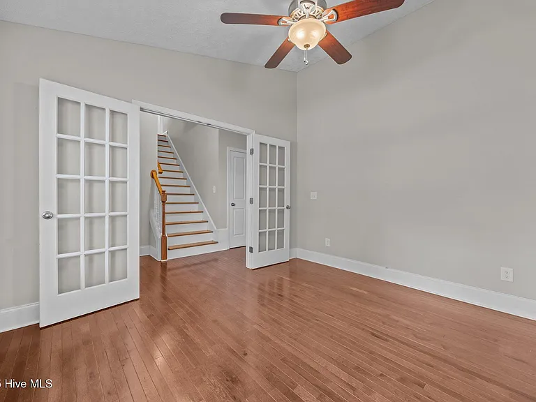 123 Lightwater Dr — Photo 11