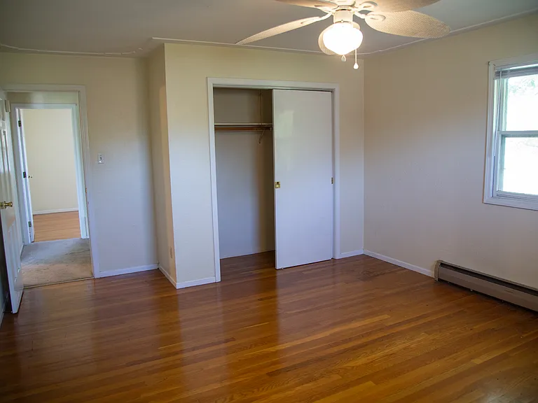 855 N Madison Ave #4 — Photo 3