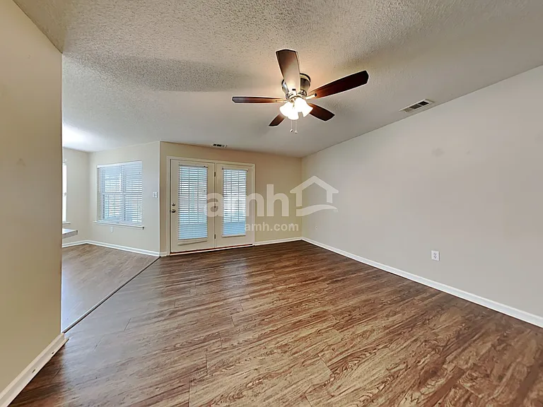 26 Heritage Way — Photo 6