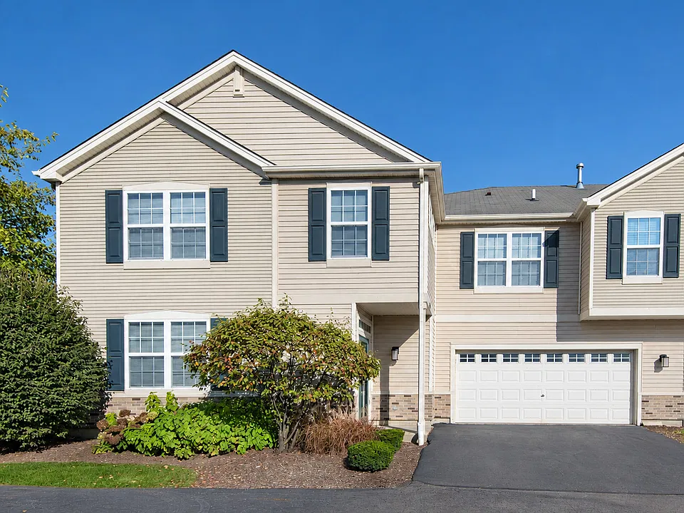 674 Arbor Cir