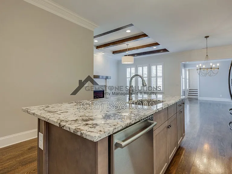 3006 Hathaway St — Photo 13