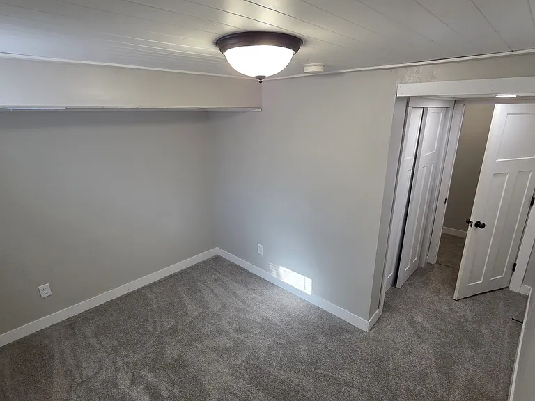 3307 Smith St — Photo 9