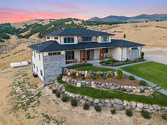 Aerial of front of house