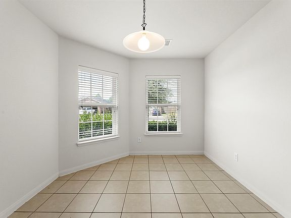 4th image of 20910 Mount Bauer Dr