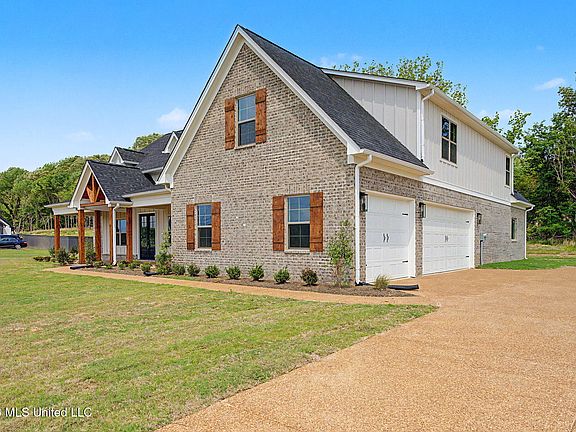 3rd image of 2382 Lauren Way