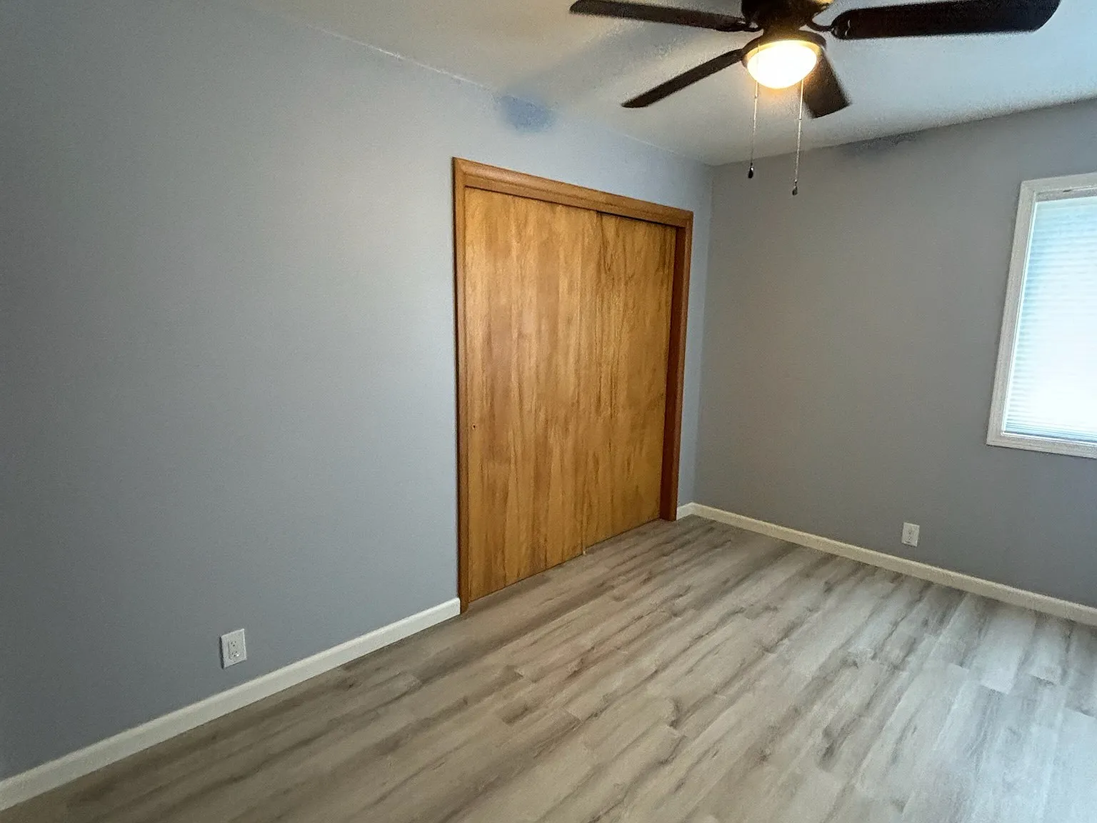 12 bed, 3596 sqft, $875 — Photo 2
