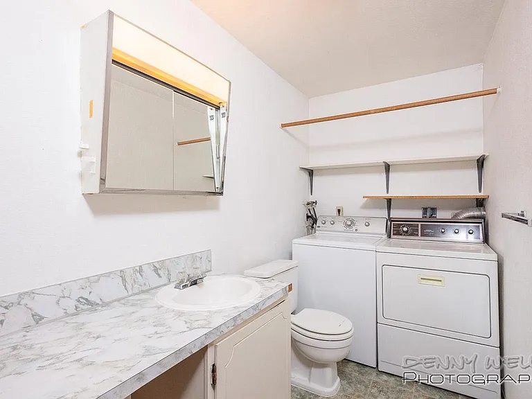 2110 Paxson Dr #B — Photo 8
