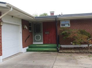 1384 Mapleridge Dr, Fairborn, OH 45324