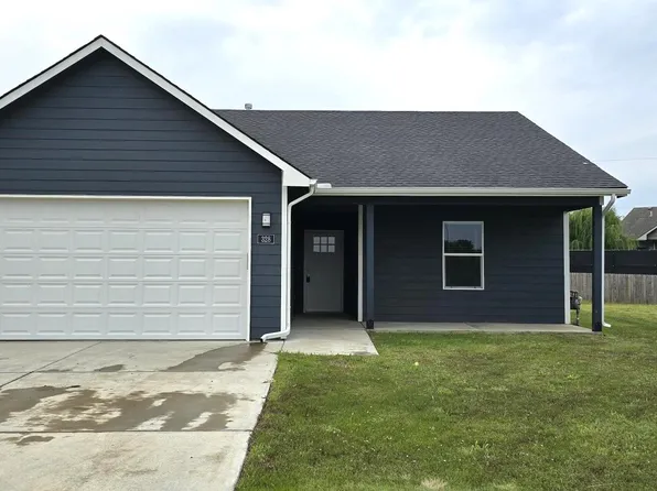 328 Deer Run Ct, El Dorado, KS 67042