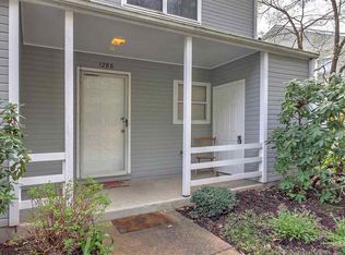 1286 Maple View Dr, Charlottesville, VA 22902