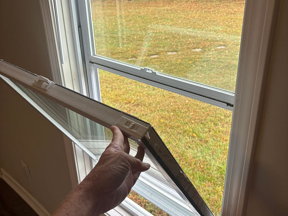 Vinyl insulated tilt windows