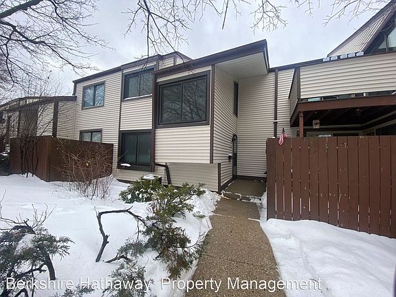 3rd image of 8301 N 107th St Unit D