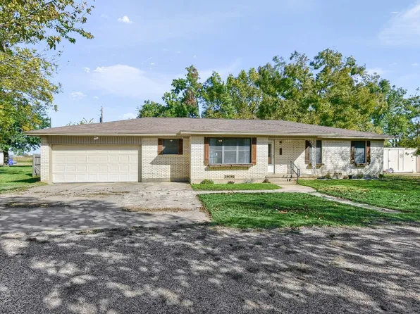 1409 Sherman Dr, Whitesboro, TX 76273
