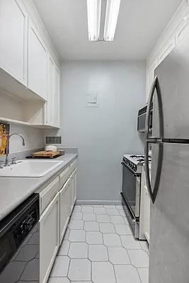 Sold by Berkshire Hathaway HomeServices New York Properties | media 11