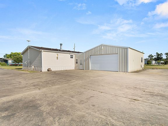 4th image of 1321 Bridlewood Dr