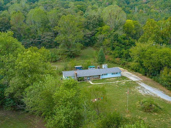 5th image of 11169 Loop Rd