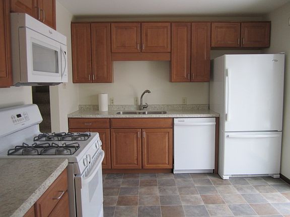 2nd image of 351 Kristina Dr