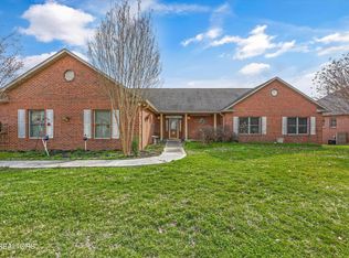 3934 Poplar Grove Rd, Maryville, TN 37804