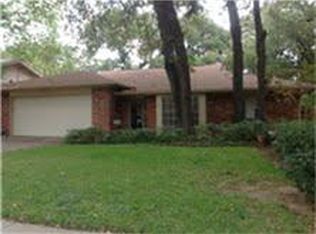 2306 Willow Oak Dr, Irving, TX 75060