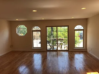 Rented by R New York