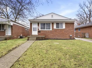 19411 Rensellor St, Livonia, MI 48152
