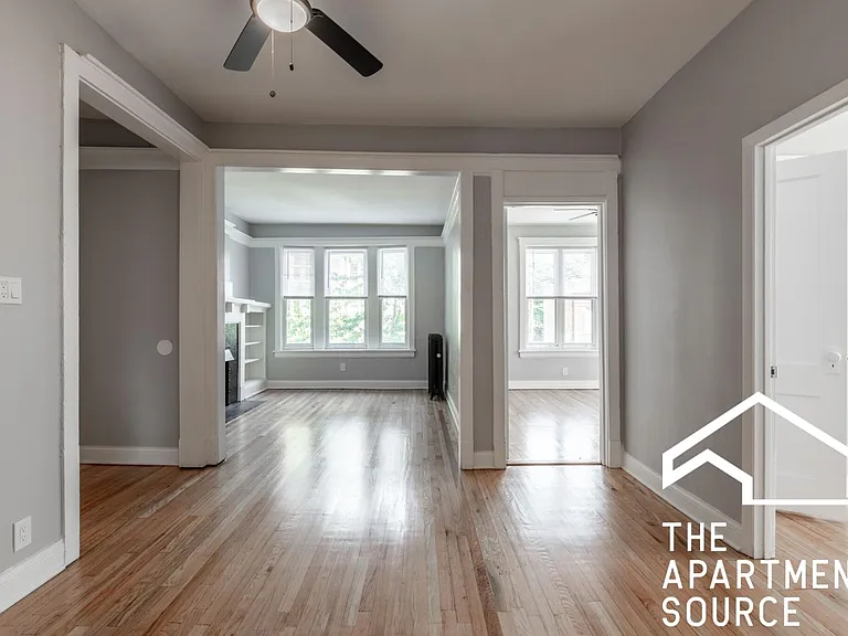 1253 W Rosemont Ave #2 — Photo 3