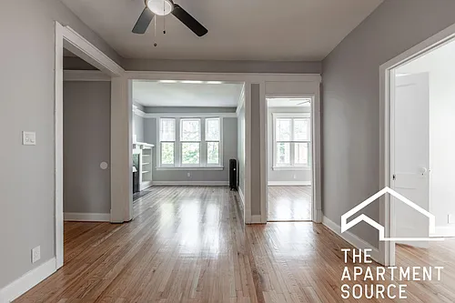 1253 W Rosemont Ave #3 Photo 1