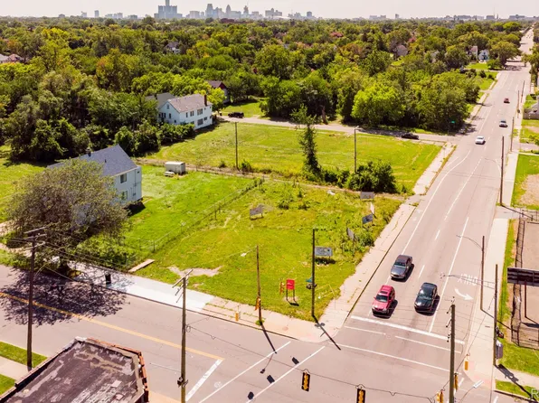 7844 E Forest Ave, Detroit, MI 48214