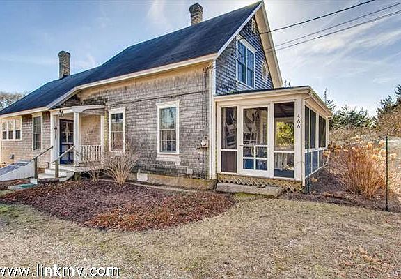 Menemsha cottage exterior with screened porch
