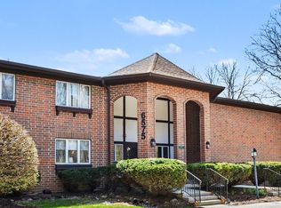 Windsor Place, Glendale, WI 53209