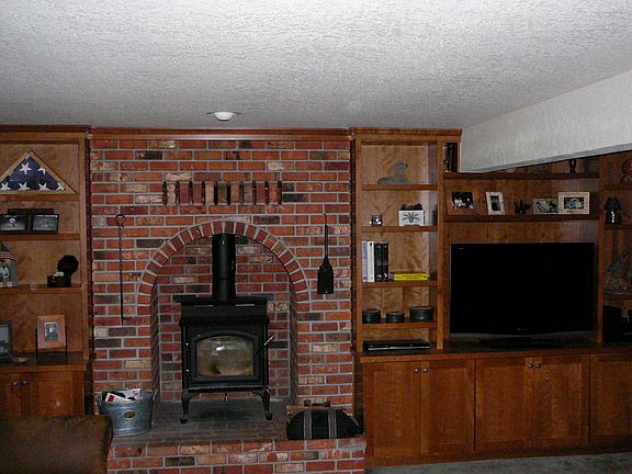 2nd image of 10406 210th St SE