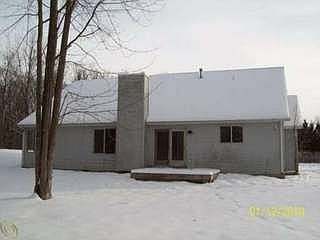 2nd image of 4473 Mack Rd
