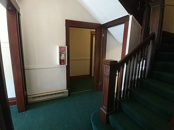 5th image of 5-528 W Knox Ave