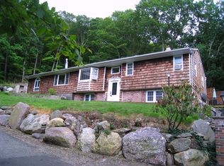 22 Northside Ln, Greenwood Lake, NY 10925
