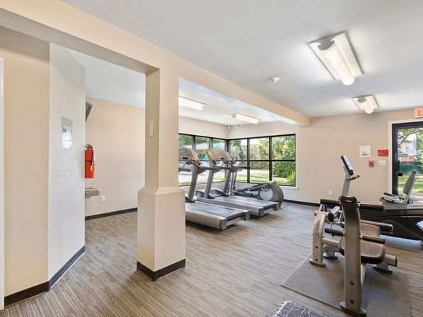 96 E Lakeview Ave #60C6F28BF