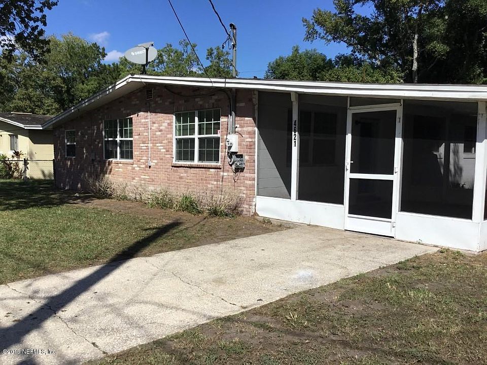 1st image of 4621 Daughtry Blvd E