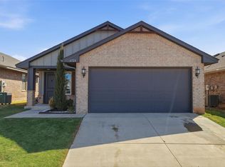 4724 Crystal Hill Dr, Oklahoma City, OK 73179