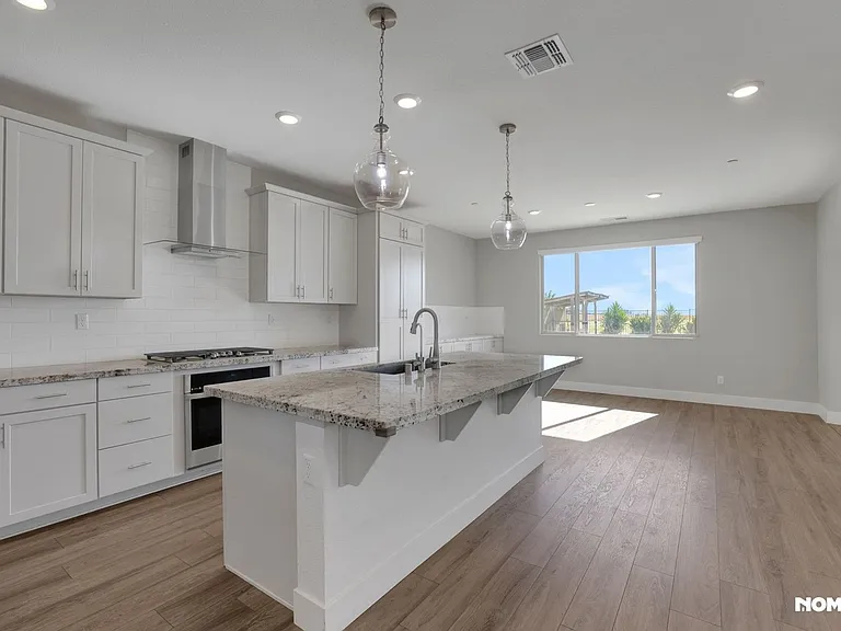 12925 Knightsbrook Ave — Photo 12
