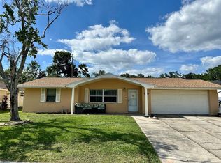 7917 Foxwood Dr, New Port Richey, FL 34653