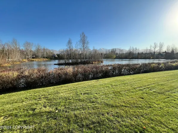 5636 E 40th Ave Unit F102, Anchorage, AK 99504