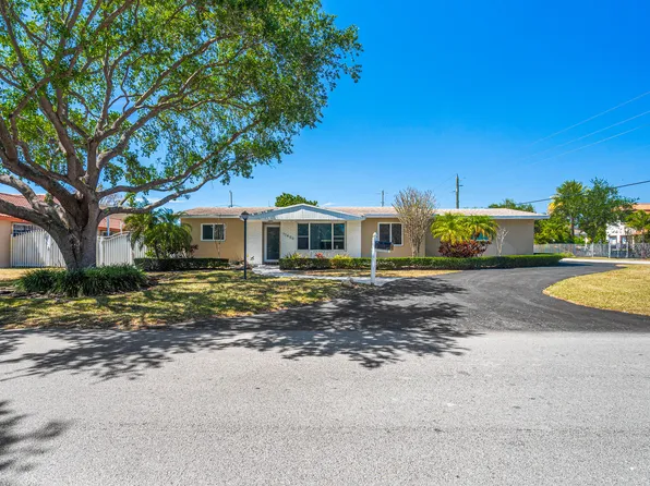17400 SW 92nd Court, Palmetto Bay, FL 33157