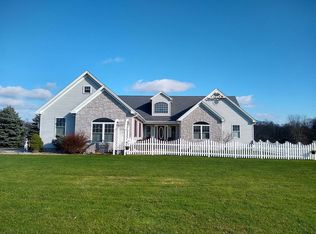 5368 Dibble Rd, Kingsville, OH 44048