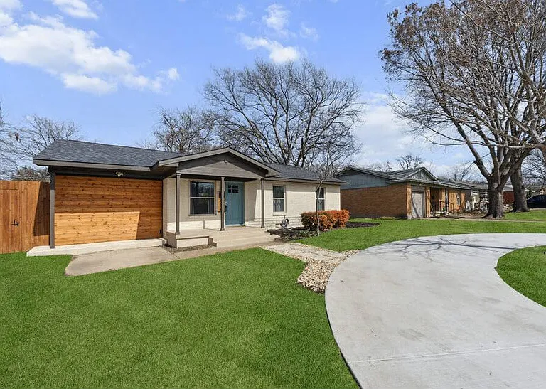 434 Marilu St — Photo 3