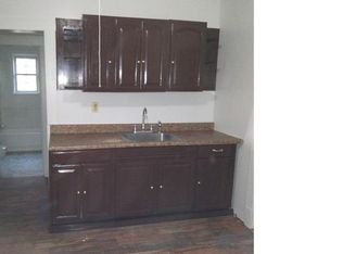 23 Crown St, Springfield, MA 01199