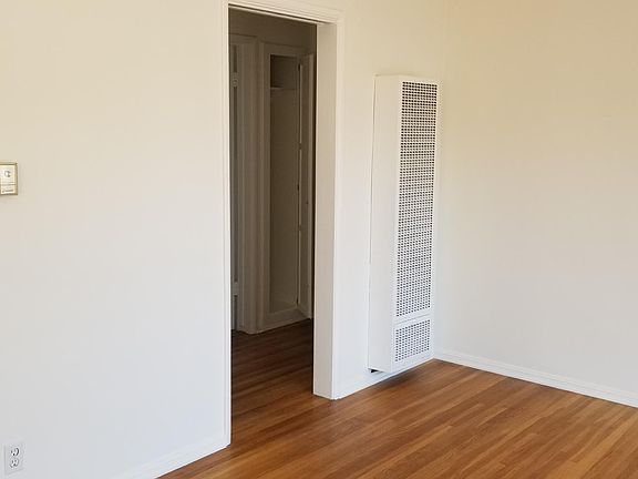 4th image of 3717 S Centinela Ave
