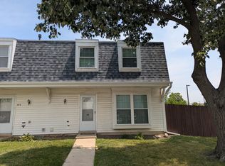 16 Fernwood Dr #K, Bolingbrook, IL 60440