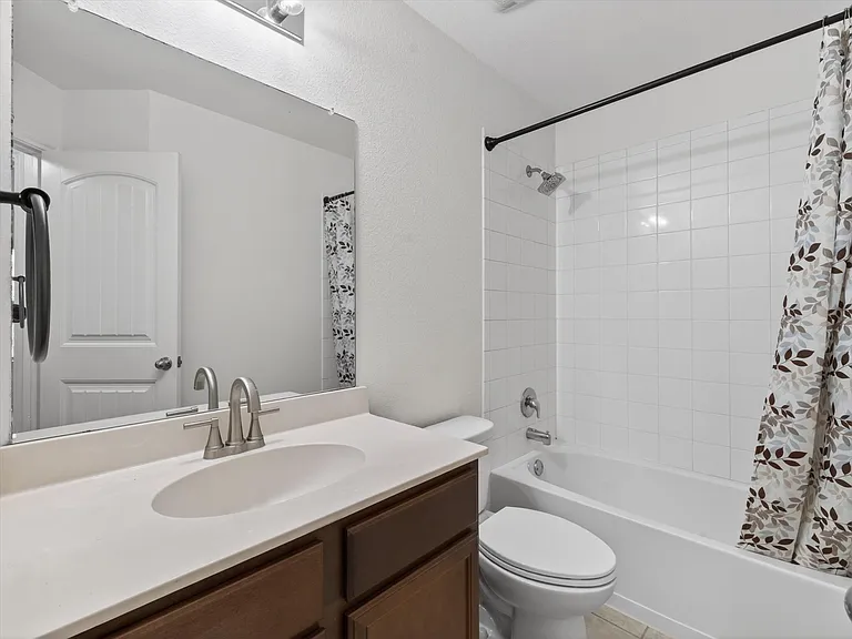 802 Platinum Dr — Photo 19